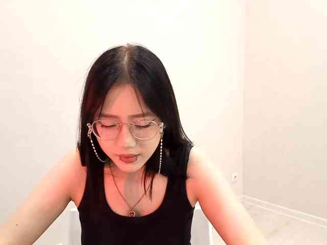 MyrleHenggeler webcam