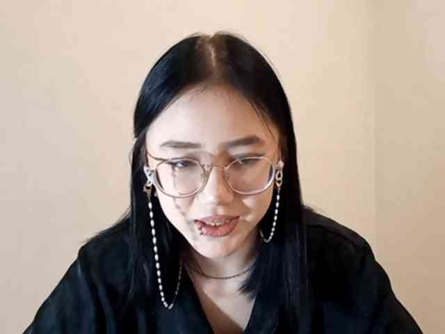 MyrleHenggeler webcam