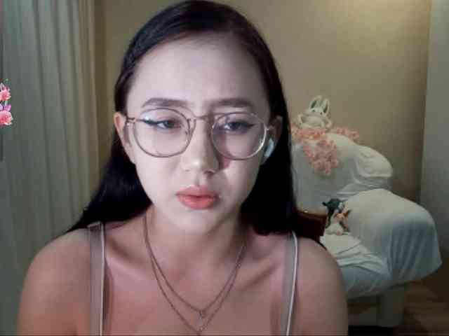 MyrleHenggeler webcam