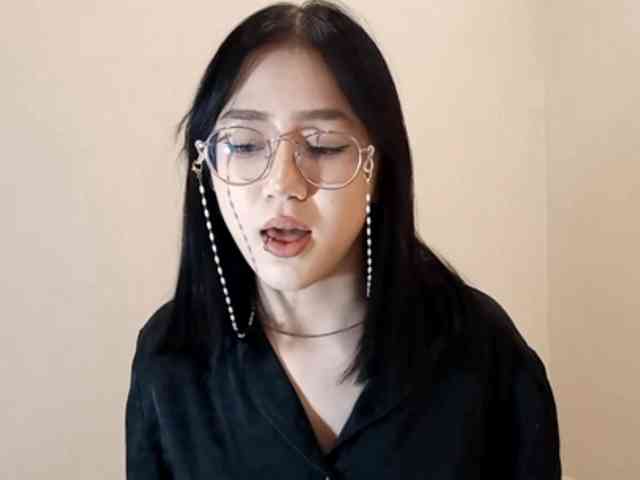 MyrleHenggeler webcam