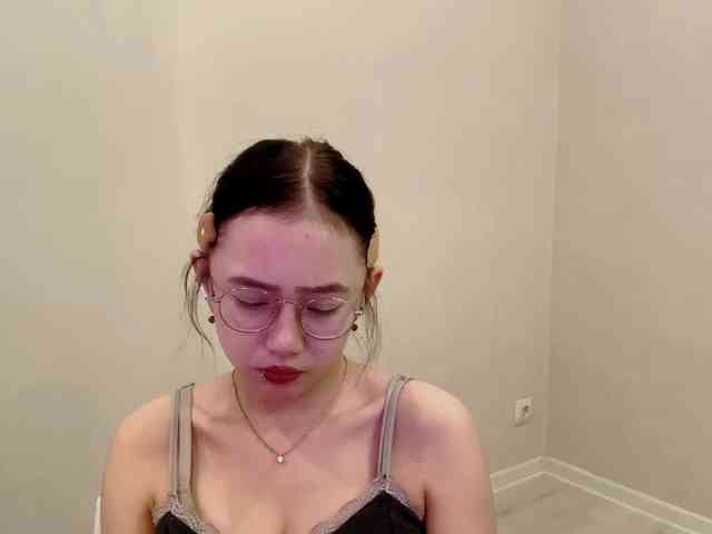 MyrleHenggeler webcam
