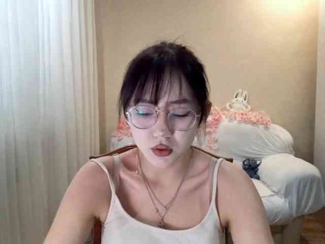 MyrleHenggeler webcam