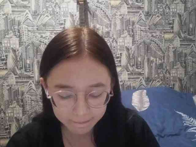 MyrleHenggeler webcam