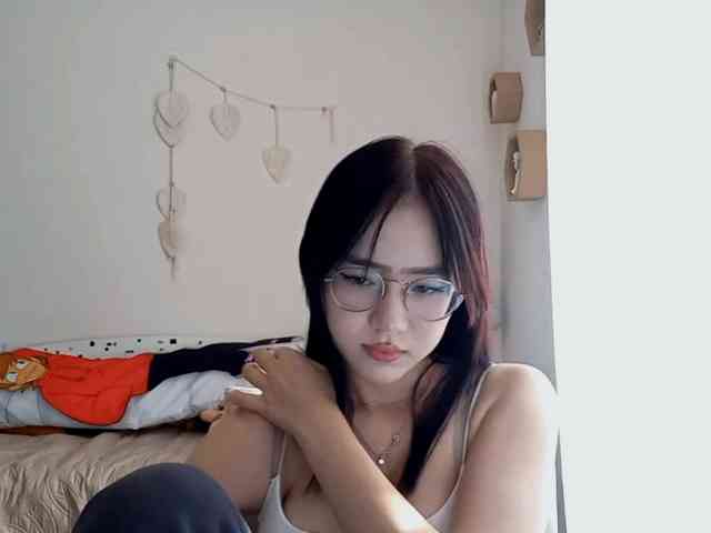 MyrleHenggeler webcam