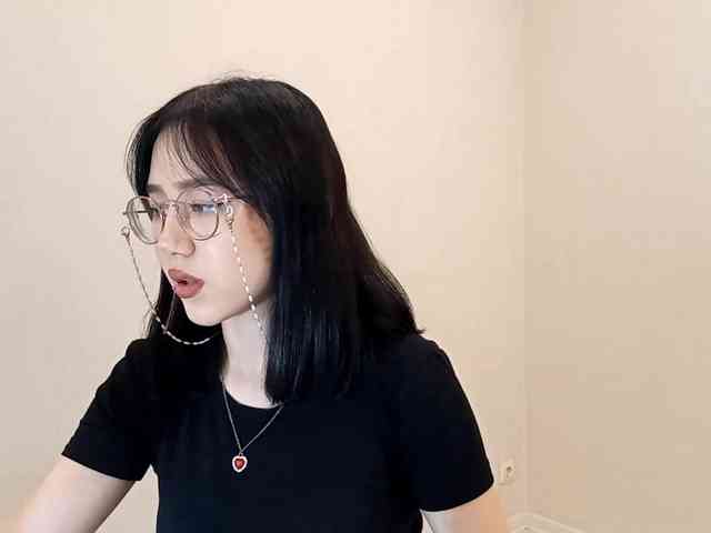 MyrleHenggeler webcam