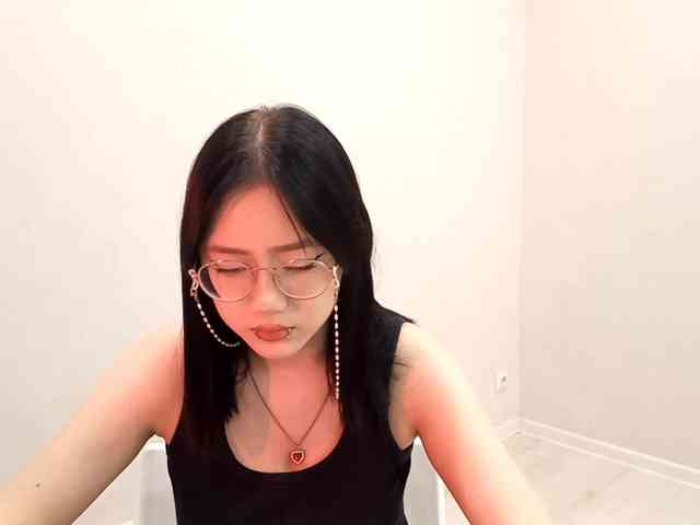 MyrleHenggeler webcam