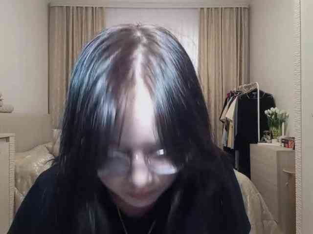 MyrleHenggeler webcam