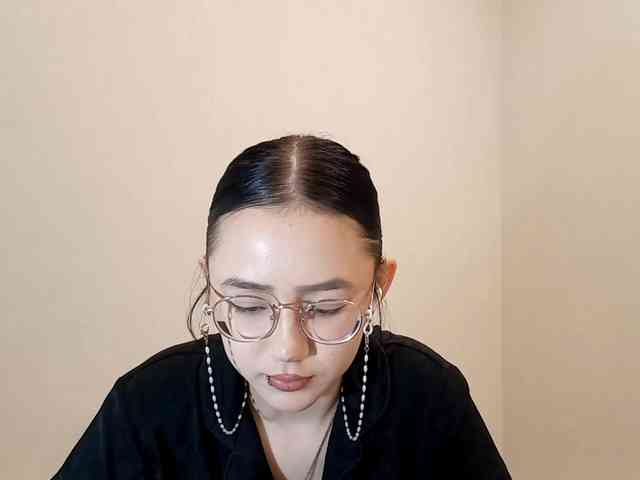 MyrleHenggeler webcam