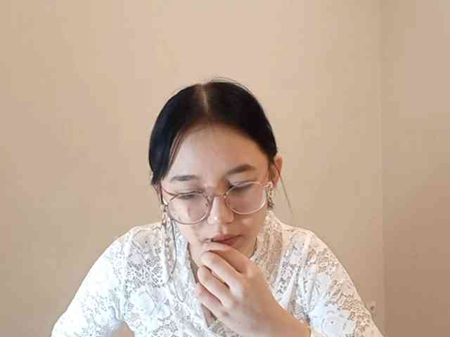 MyrleHenggeler webcam