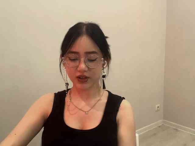 MyrleHenggeler webcam