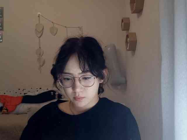 MyrleHenggeler webcam