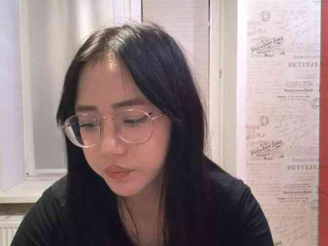 MyrleHenggeler webcam