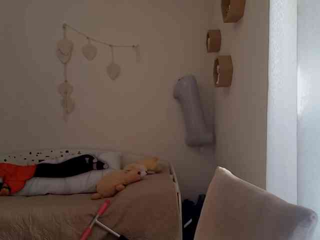 MyrleHenggeler webcam