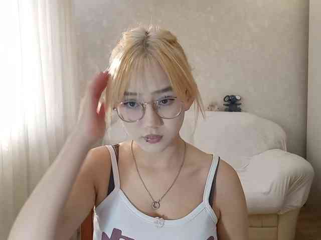 MyrleHenggeler webcam