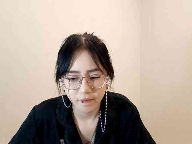 MyrleHenggeler webcam