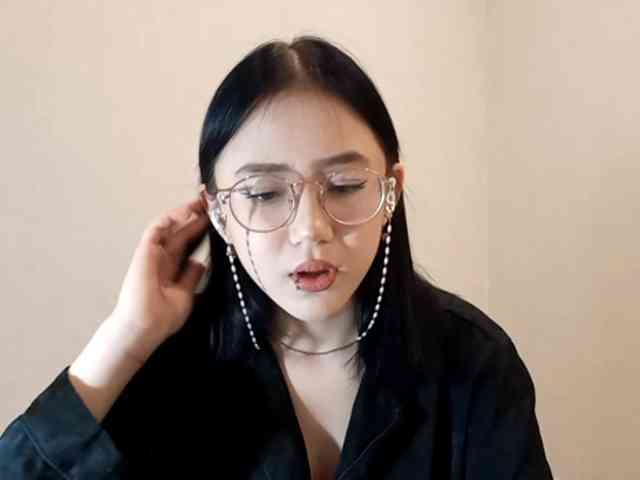 MyrleHenggeler webcam