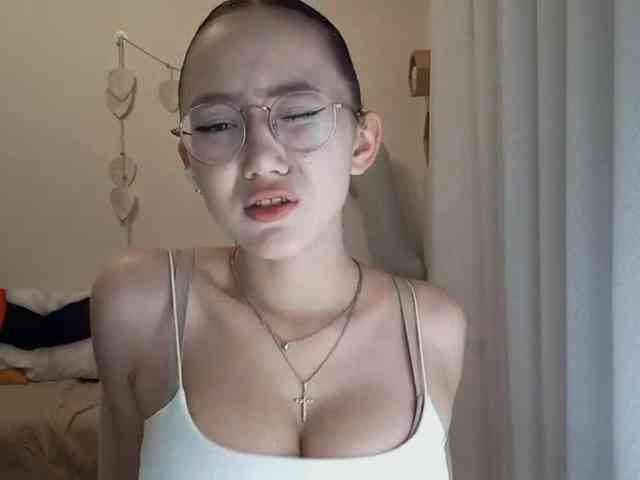 MyrleHenggeler webcam