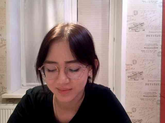 MyrleHenggeler webcam