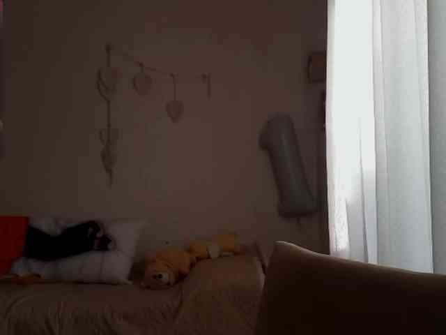 MyrleHenggeler webcam