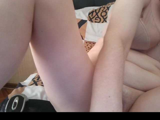 Tamilla45 live cam on BongaCams