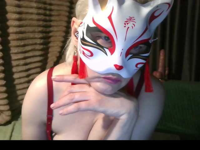 Tamilla45 live cam on BongaCams