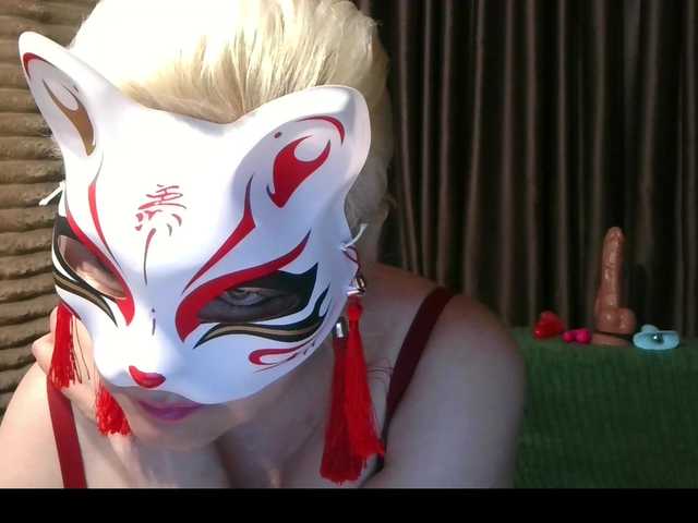Tamilla45 live cam on BongaCams