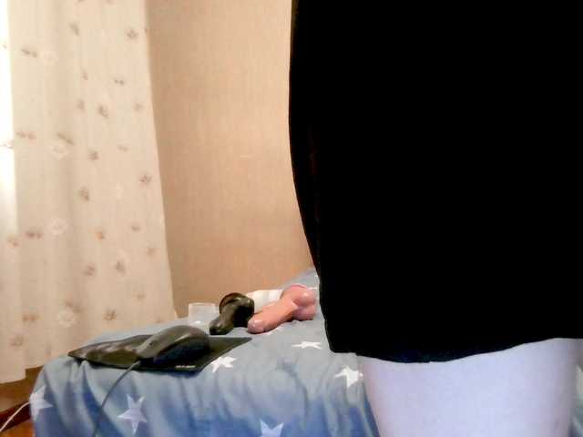 Tamilla45 live cam on BongaCams
