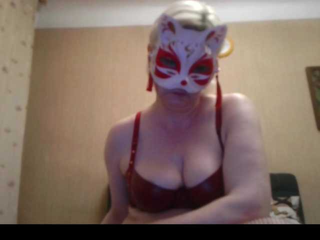 Tamilla45 live cam on BongaCams