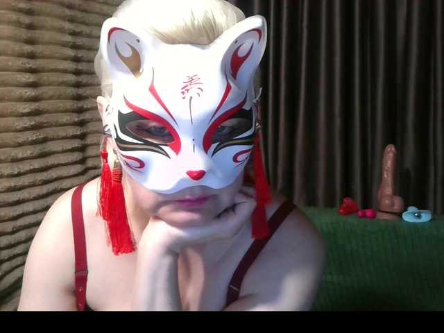 Tamilla45 live cam on BongaCams