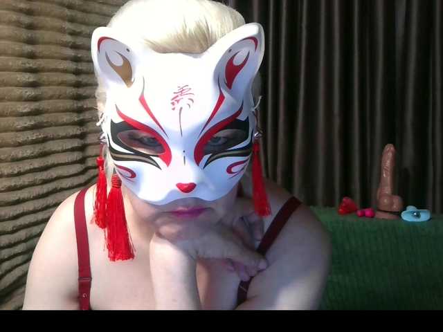 Tamilla45 live cam on BongaCams
