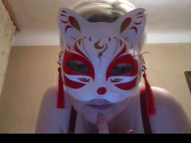 Tamilla45 live cam on BongaCams