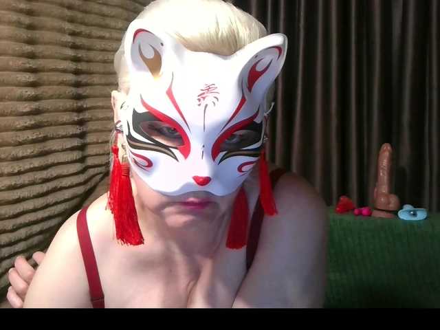 Tamilla45 live cam on BongaCams