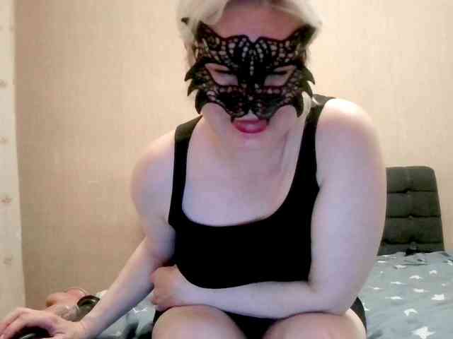 Tamilla45 Live Webcam on BongaCams