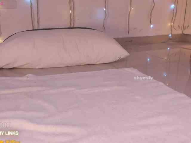 ohyesly webcam