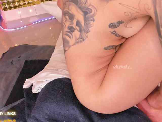 ohyesly webcam