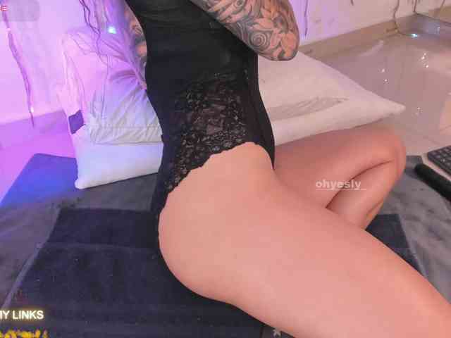 ohyesly webcam