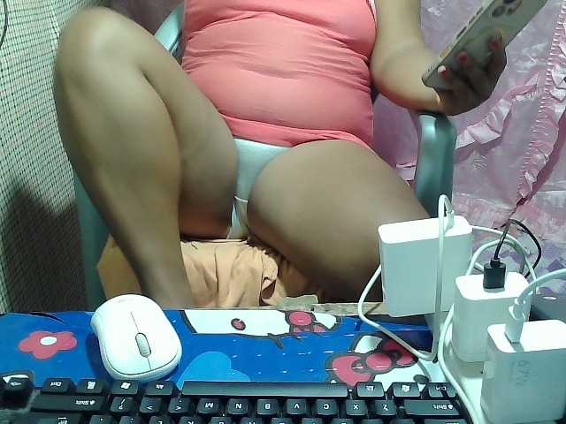 PinayLynlyn08 live cam on BongaCams