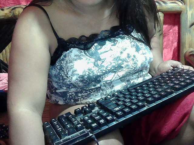 PinayLynlyn08 live cam on BongaCams