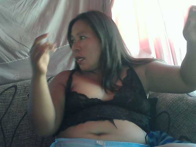 PinayLynlyn08 live cam on BongaCams
