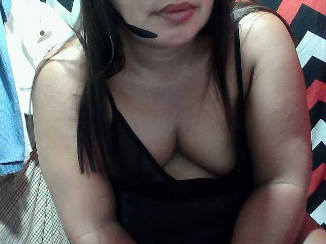 PinayLynlyn08 live webcam show