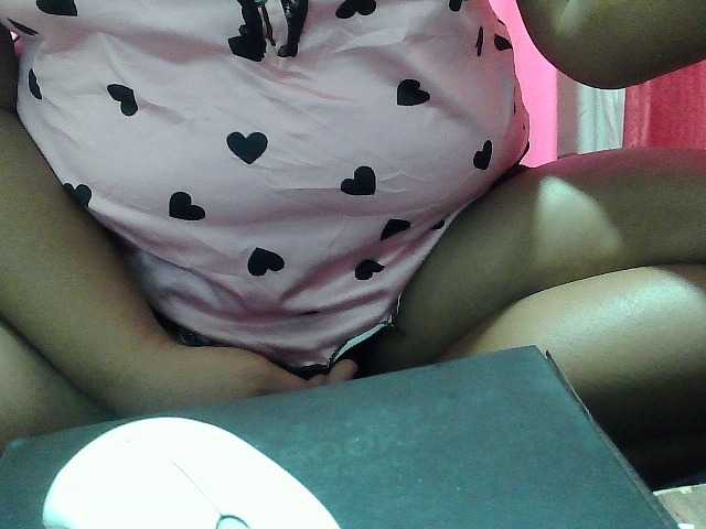 PinayLynlyn08 live cam preview