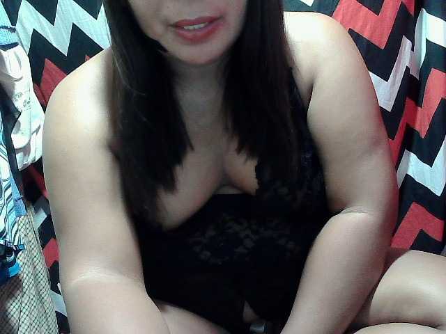 PinayLynlyn08 live webcam show
