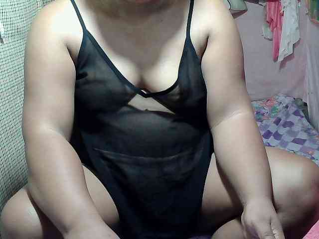 PinayLynlyn08 webcam
