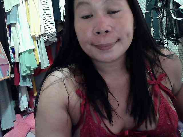 PinayLynlyn08 webcam
