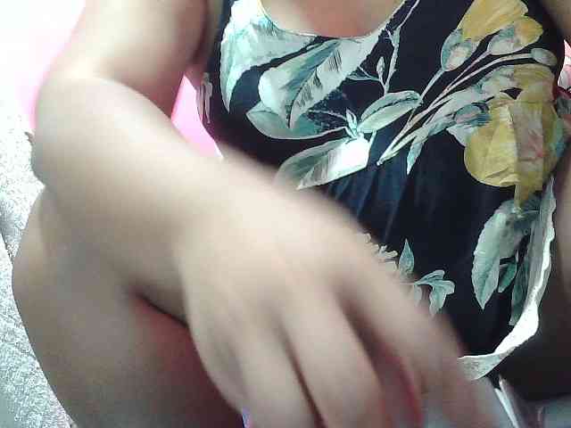 PinayLynlyn08 webcam