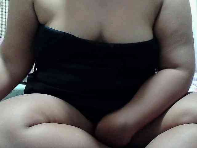 PinayLynlyn08 webcam