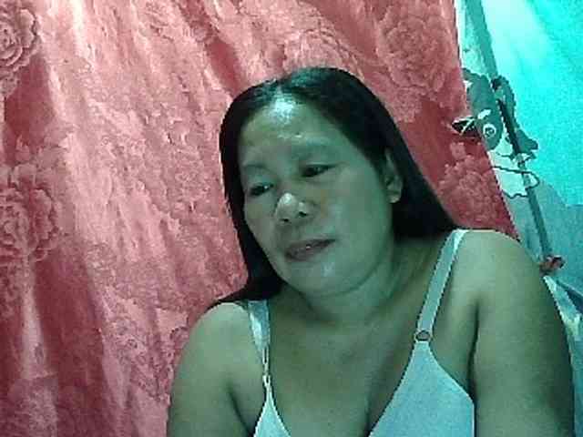 Model: PinayLynlyn08