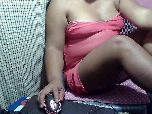 PinayLynlyn08 webcam