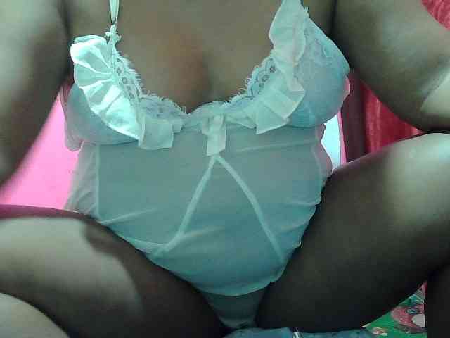 PinayLynlyn08 webcam