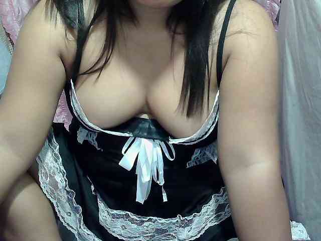 PinayLynlyn08 webcam